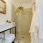 بيت للعطل Your Vintage Townhouse *