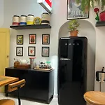 בית נופש Your Vintage Townhouse *